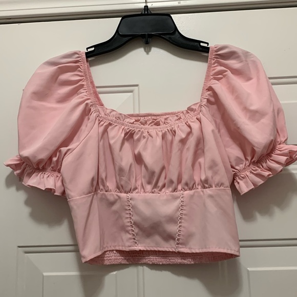 4/$10 Pink size small cropped top - Picture 1 of 6